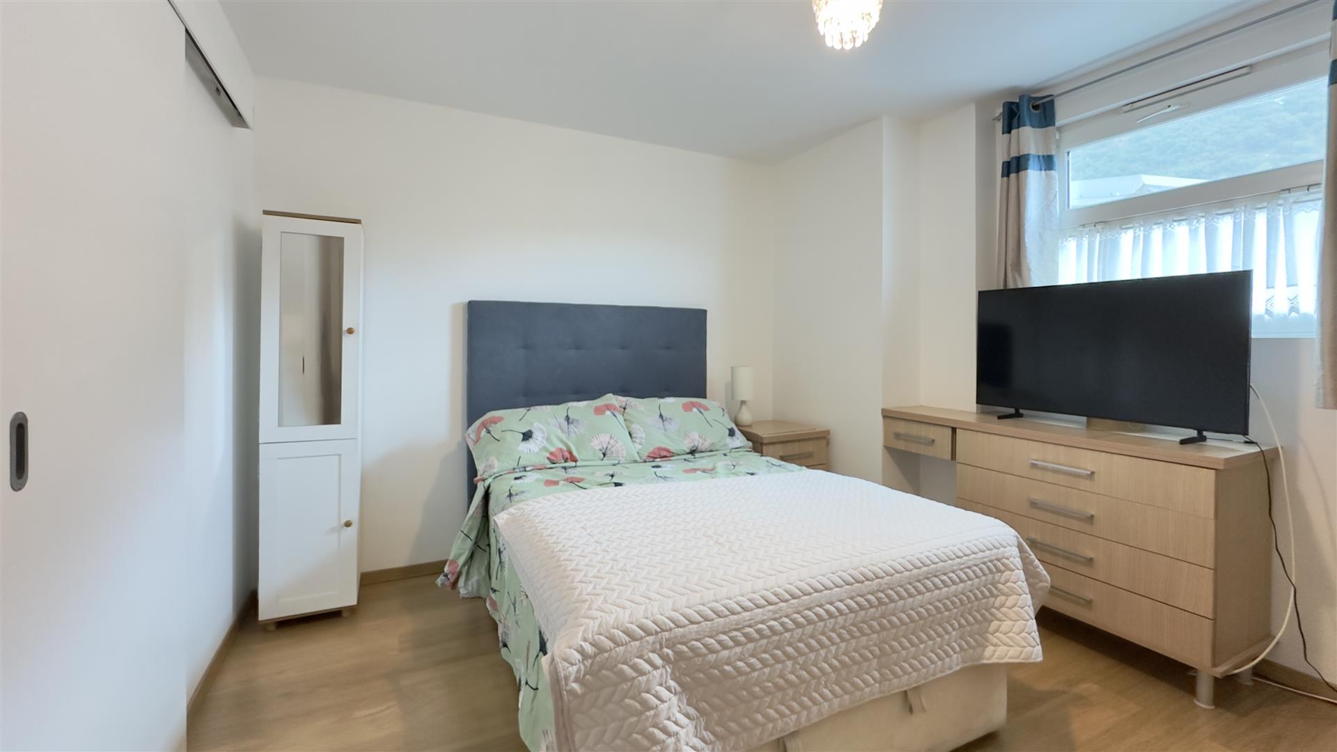  Image of Apartment - 4 Bedrooms - 2 Bathrooms for Sale in Cumberland Terraces-Gibraltar, Image 9